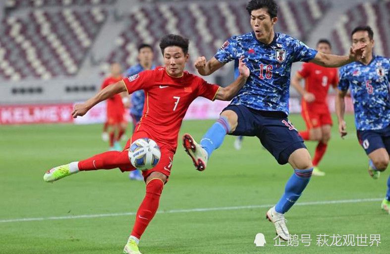 下半场补时3分钟，拜仁3-0斯图加特。